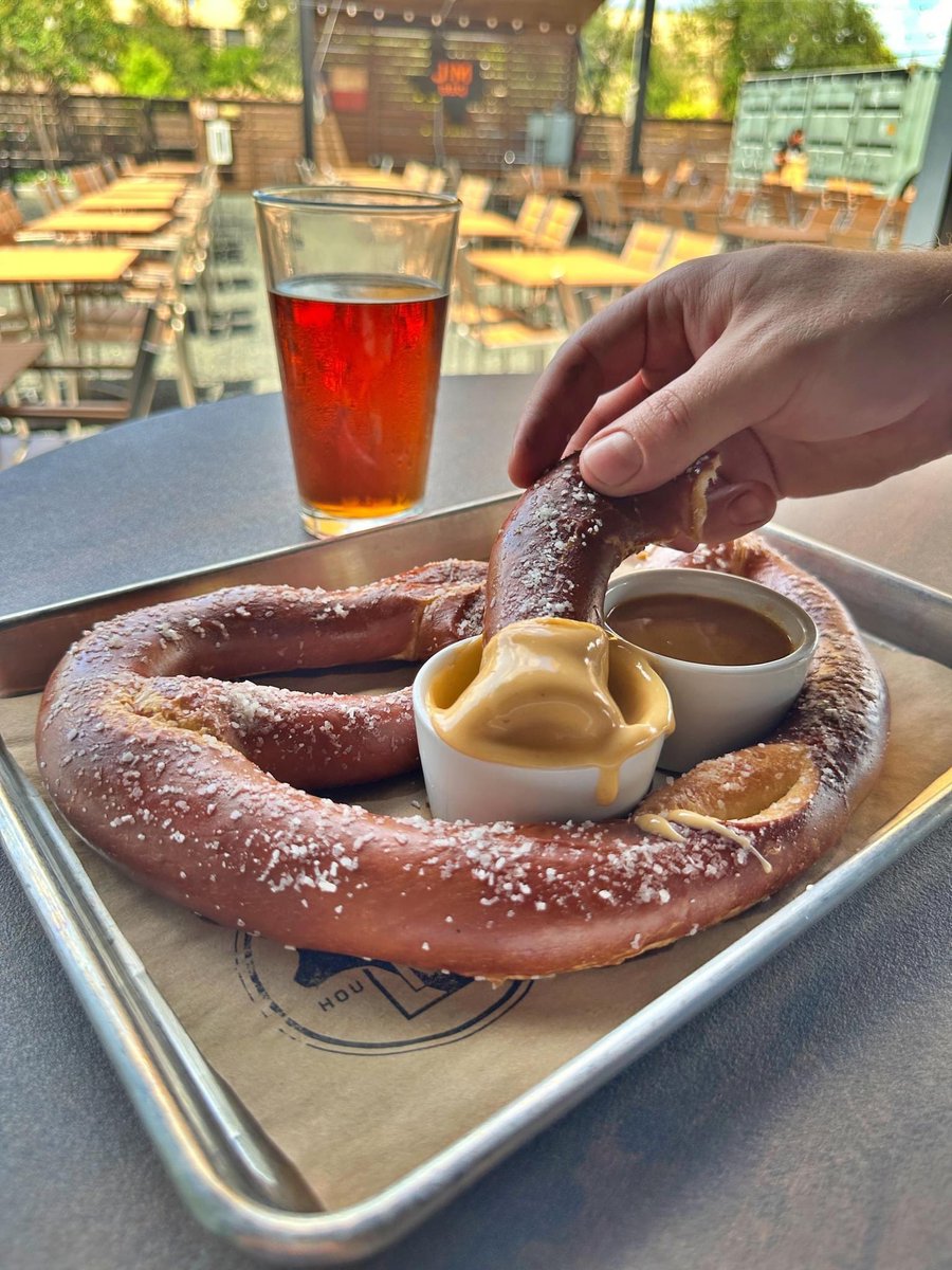 J-Bar-M Smokehouse & BBQ tweet media