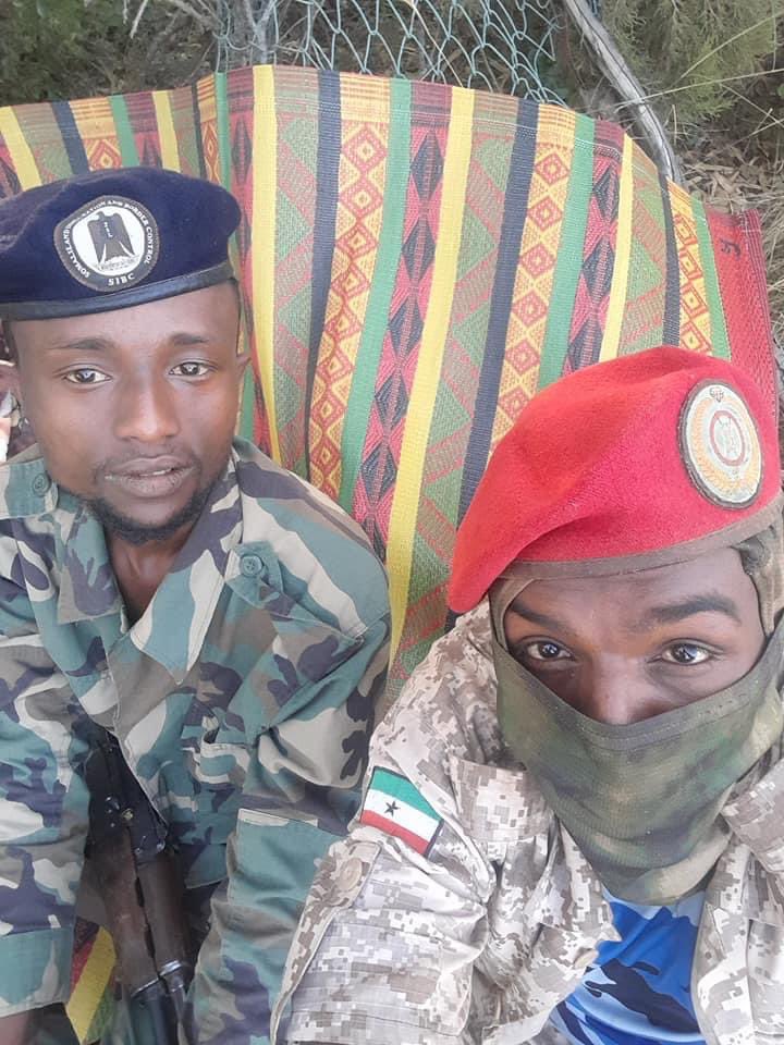 Osman45185162's tweet photo. Sababay sababay Musa sababay in Ciidankii qaranku kala saftay oo ninba ninkiisa garabka ku hayo iyo in badan oo kale oo ka fadhiisatay oo tiri dhiig muse u daadin mayno iyo godka uh somaliland ku ridayo ka qayb qadan mayno. https://t.co/XUkMO191nz
