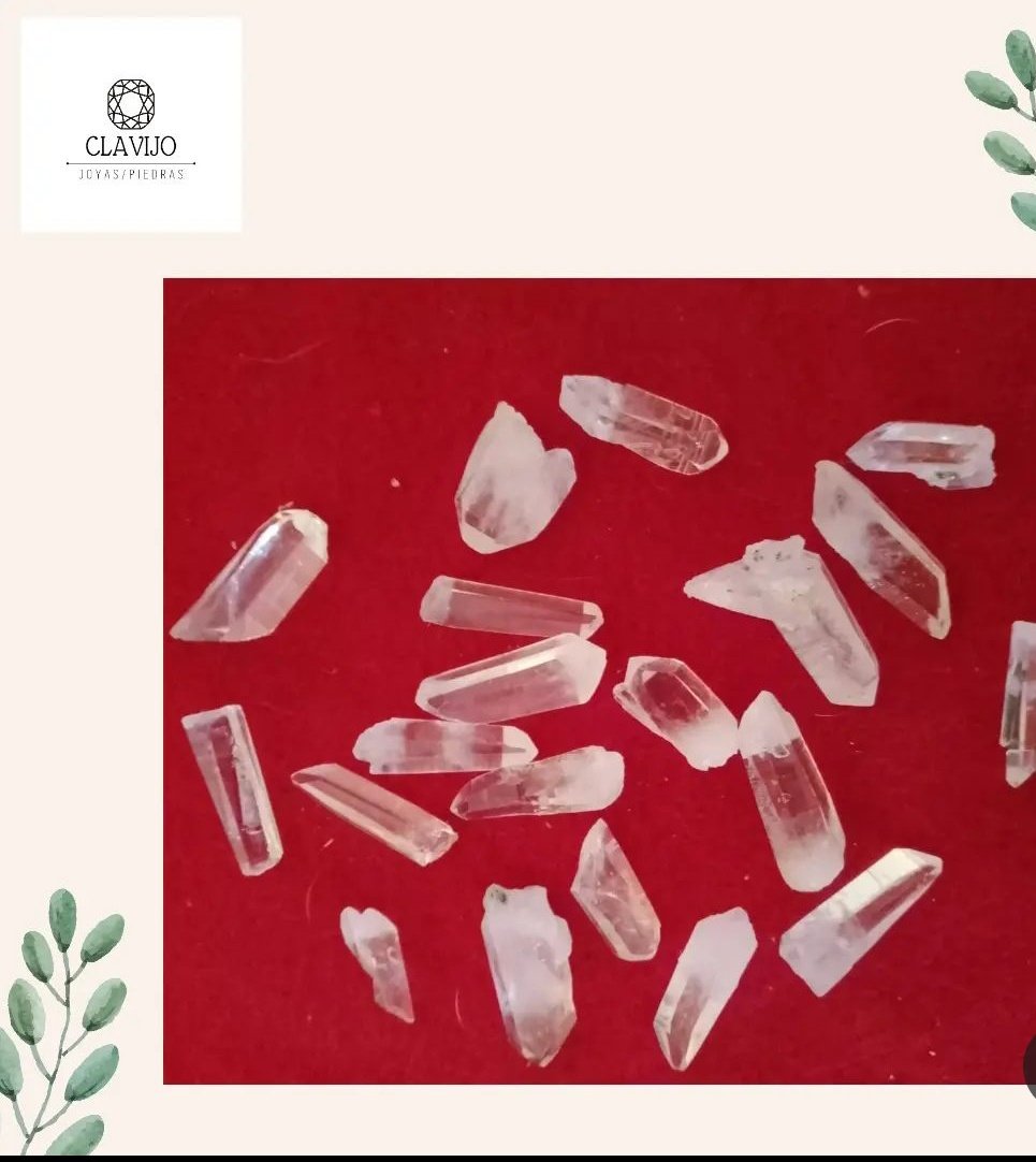 Hoy no hay entrenamiento, pues tengo que avanzar con unos carteles ya que estaremos con mi madre en la siguiente Feria: 

Están invitados a visitar y conocer todos los emprendimientos. 
Nosotras estaremos con nuestras piedras de Perú