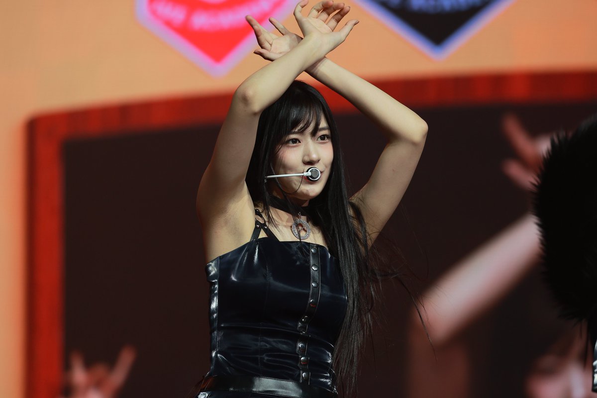 pits_daily's tweet photo. Yujin #IVE #아이브 #ANYUJIN #안유진 #YUJIN #dailypits #armpit #kpoparmpit #asianpits #lovearmpit https://t.co/PQ0d3XuLxv