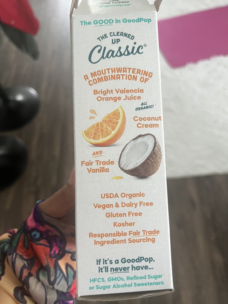 If this pop was a man I’d marry him TODAY!!!! @goodpop Organic, vegan, dairy free, gluten free, and kosher 💚
This is my favorite high calorie/low calorie guiltless pleasure. Thanks, I’m in love 🥰