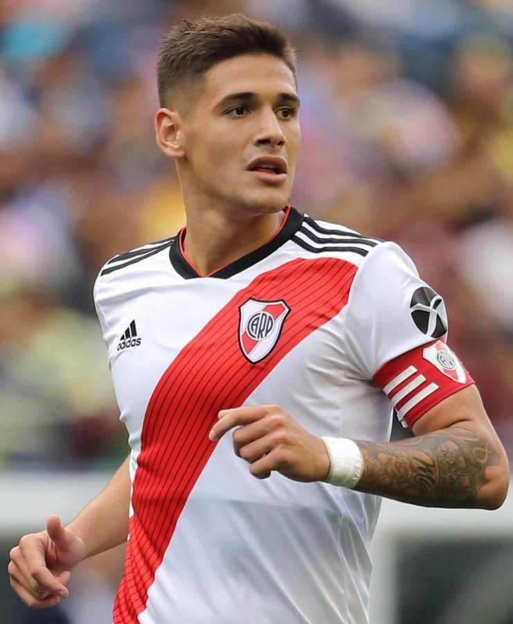 𝙈𝘼𝙓𝙄 tweet media