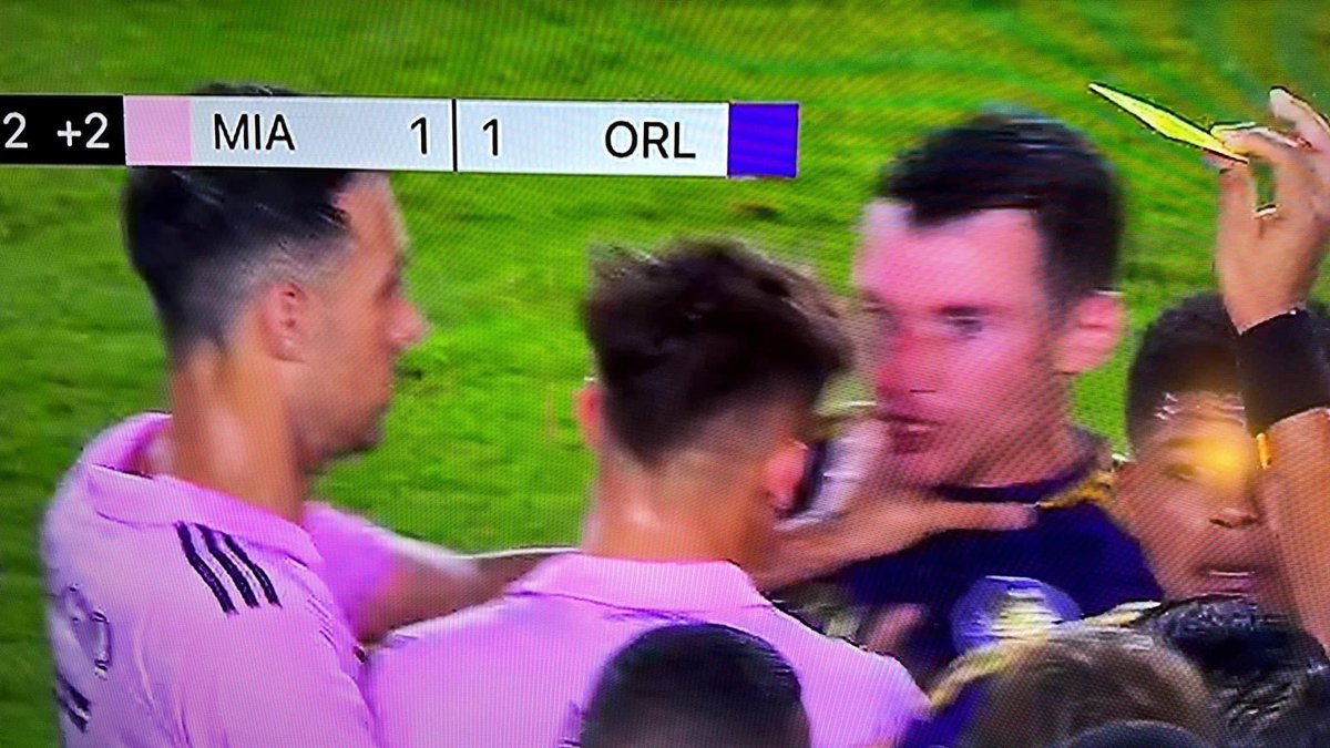 darrencrampton's tweet photo. @rwacwawaj @travman310 @OrlandoCitySC https://t.co/g75ftBpH9G