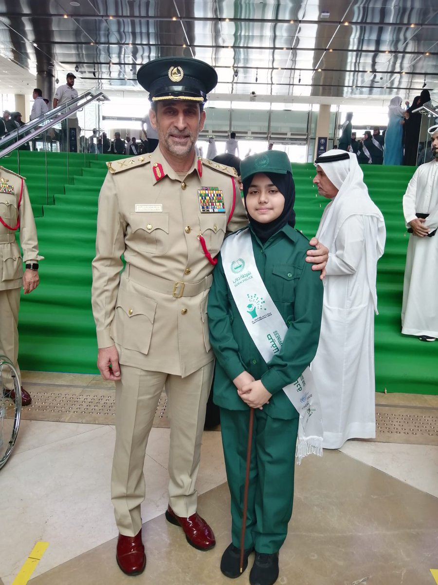 OisMsg's tweet photo. 🎓👮‍♀️ Inspiring to witness an OIS student Inaya Afzal of Grade 8 stepping up and leading the entire graduation ceremony  at the culmination of Dubai Police Military training program today!🌟Inaya's commitment  to upgrade herself (even during leisure time) is highly commendable! https://t.co/aPmsrZGYhw