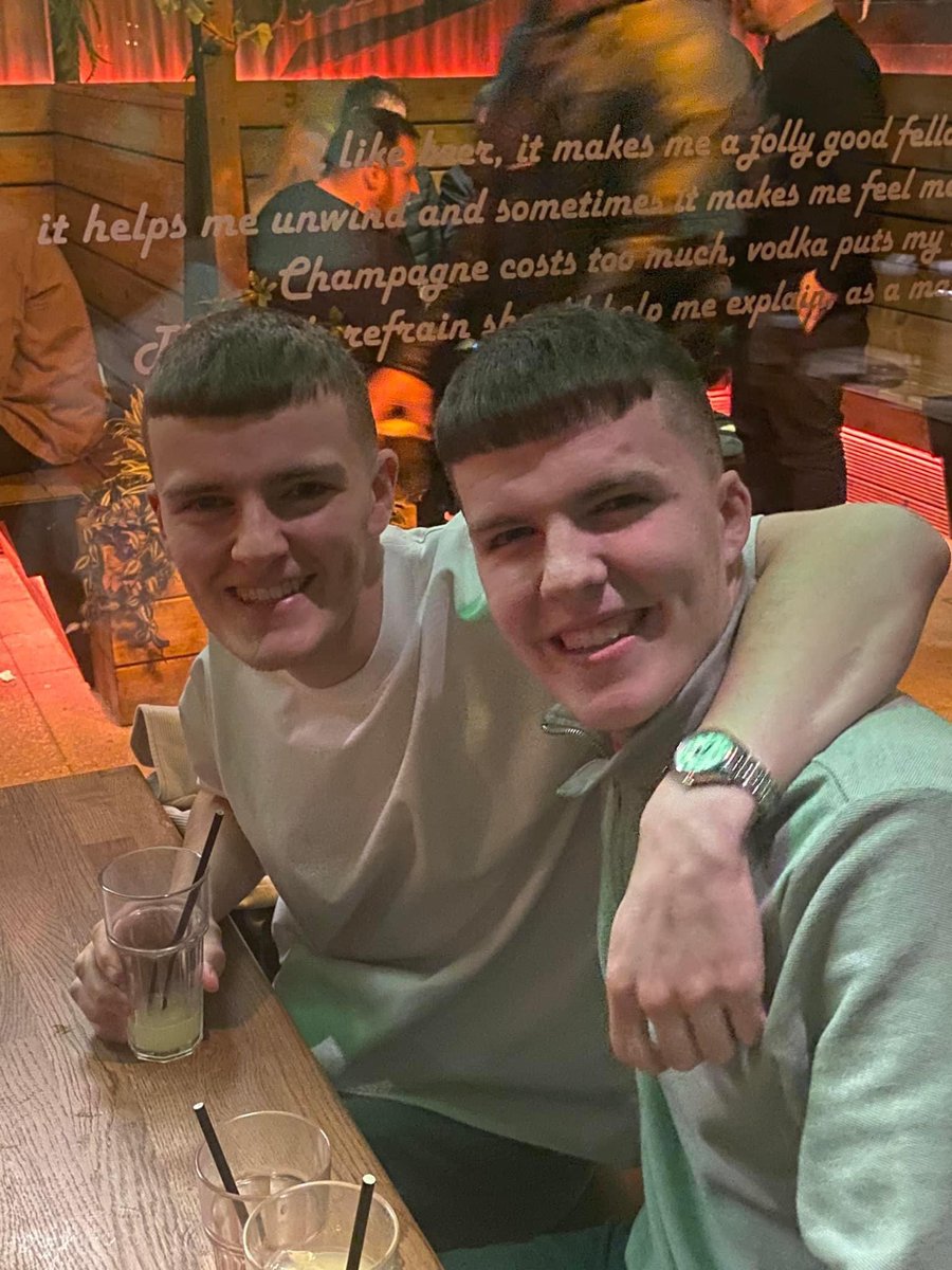 calum_gow's tweet photo. Happy birthday brother, have a class day and enjoy the celebrations san🖤 @CraigGow4 https://t.co/9Vl5bcjWV6