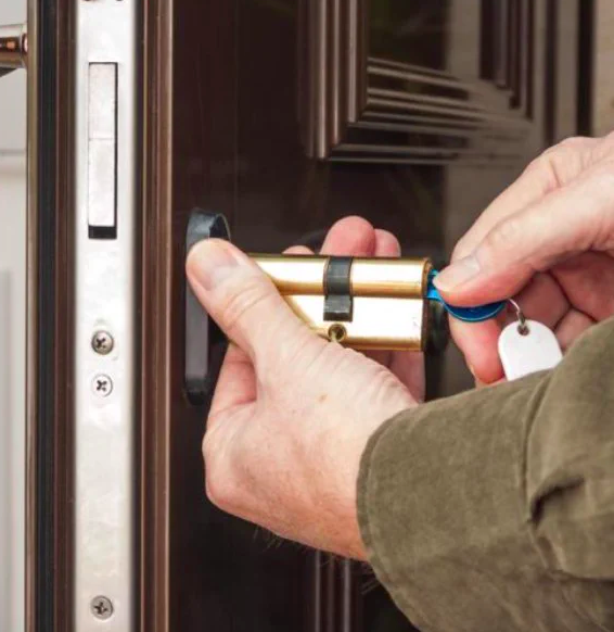 birminghamlspro's tweet photo. SECURITY FOR RESIDENTIAL PROPERTY

One place where good security is always needed is at home; your home to be exact. Think about it – you live there, and so do your loved ones... 

https://t.co/SJnDB1vxhy https://t.co/zRHA1mZXhH