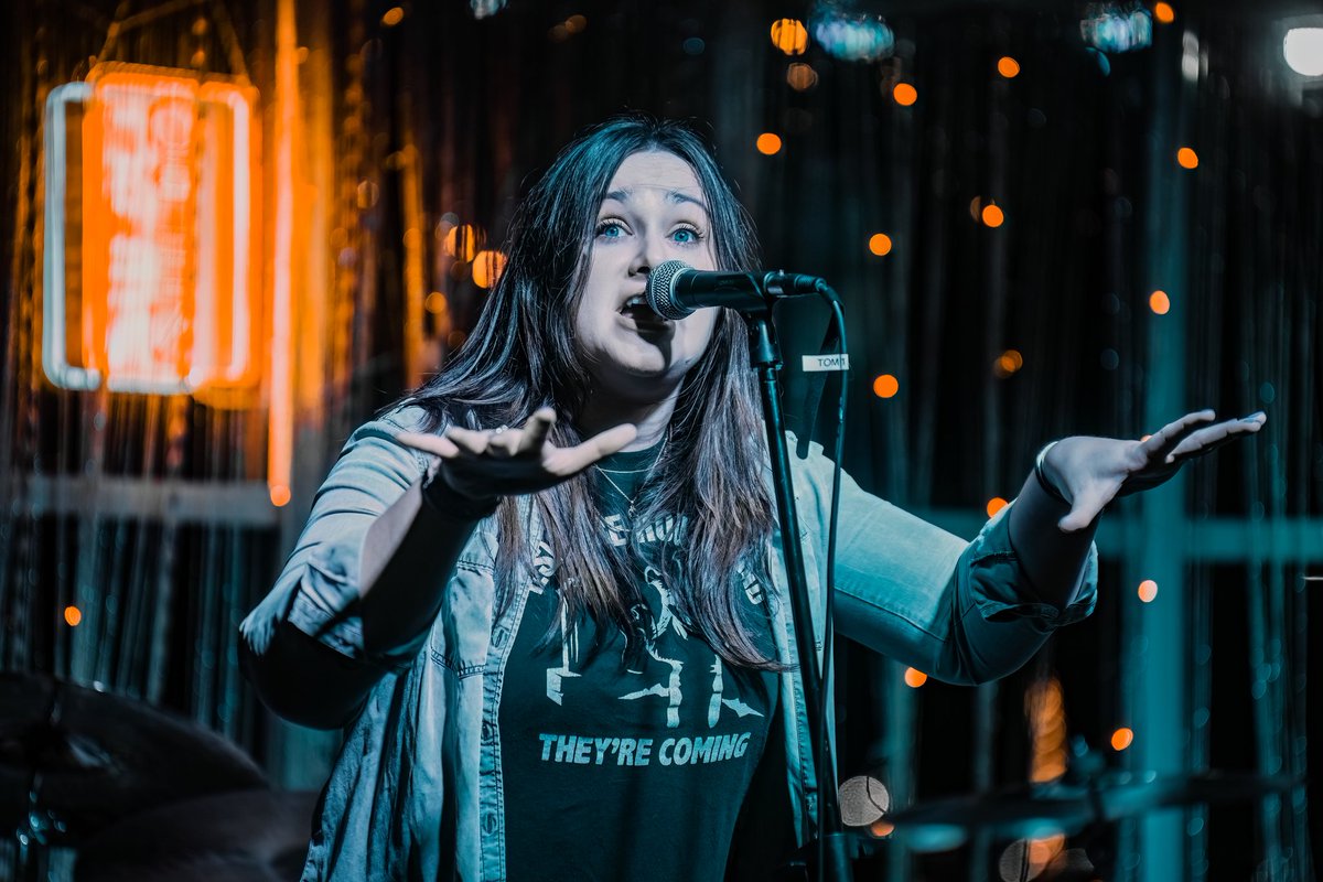 KVAvisual's tweet image. Year of October