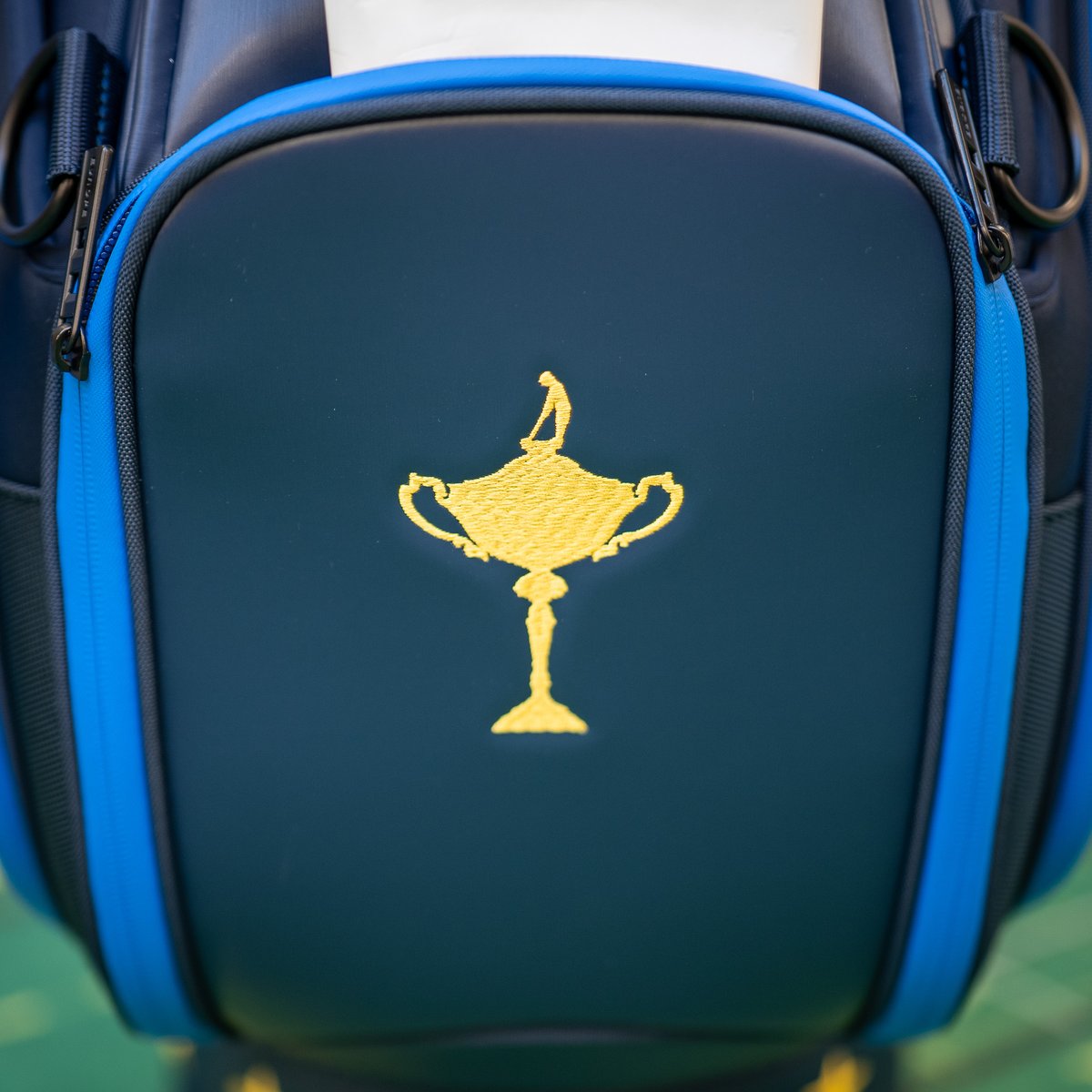 The Titleist 2023 Ryder Cup Bag is here, and we have got our hands on one! 

Come check this beauty out in store😍