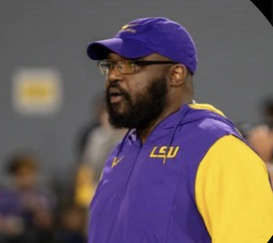 We are Praying for our Brother <a href="/CoachLindsey/">Jimmy Lindsey</a> We know God is in control and in the Healing Business. We ask right for prayer for him and his family as he is in the fight of his life right now. We Love You Jimmy and we stand in prayer for you. #TrenchMob