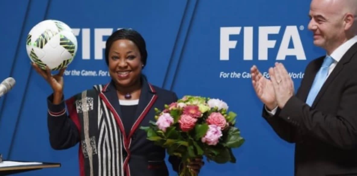 Le Sommet Mondial du Football, et APO Group, leader panafricain du conseil en communication, viennent d'annoncer que Fatma Samoura, Secrétaire Générale de la FIFA, a été choisie pour recevoir le tout premier Prix d’excellence du Sommet du Football pour l'ensemble de sa carrière.