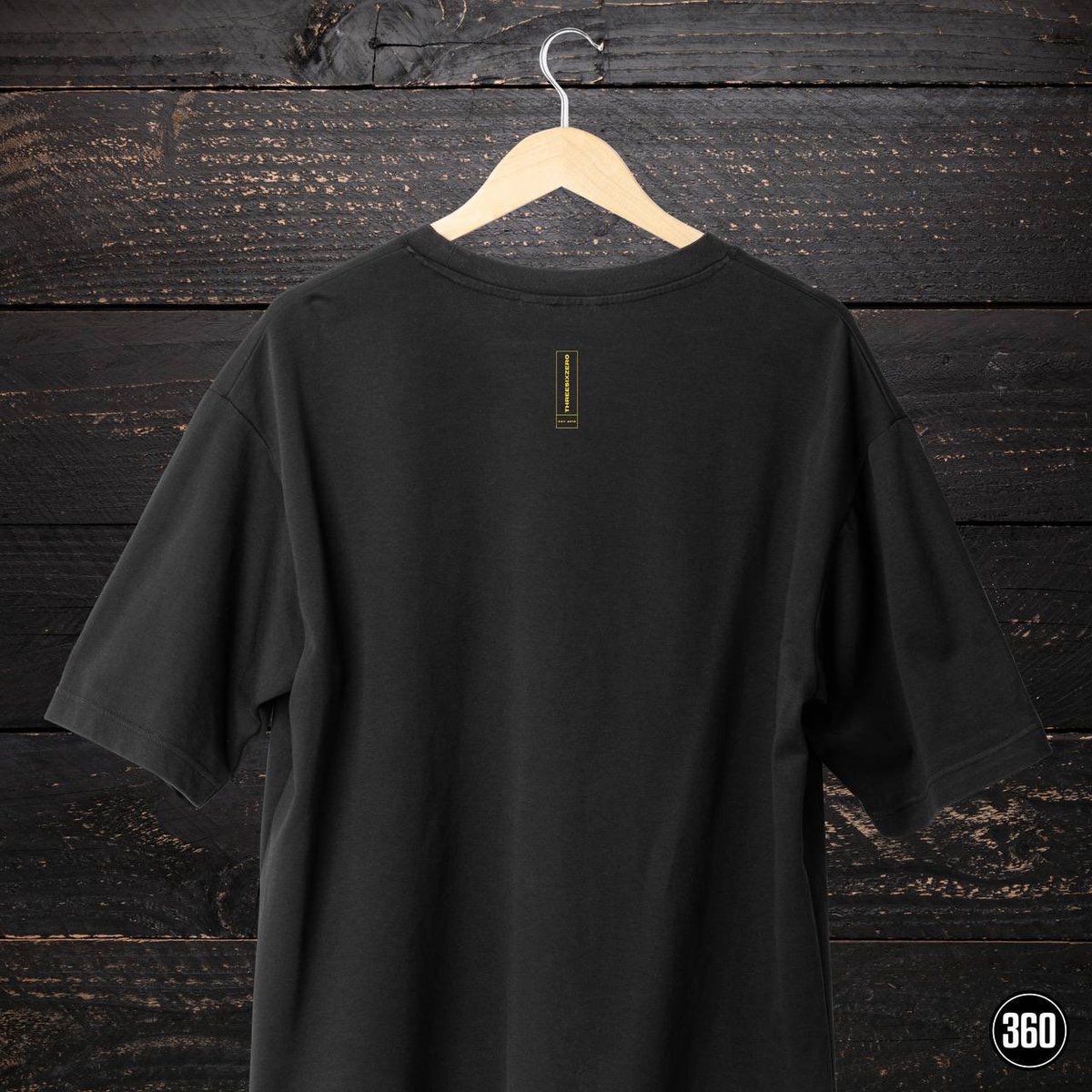 360EntPros's tweet image. ORU OORULE ORU RAJA 
- RAJA KATHAI !

Pre - Orders Starts Tomorrow ! ❤️‍🔥

One Love One Life ♾️

written/directed/designed by : T Suriavelan 

©2023 360 entertainment productions. all rights reserved.

©2023 360 merchandise. all rights reserved.

#naam 
#plagiarism 
#threeSIXzero