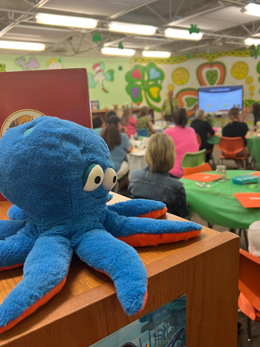 KillarneyOCPS's tweet photo. It was a successful first day of pre-planning at Killarney Elementary. Welcome back to our wonderful teachers and staff! https://t.co/h5DqC5f7yH