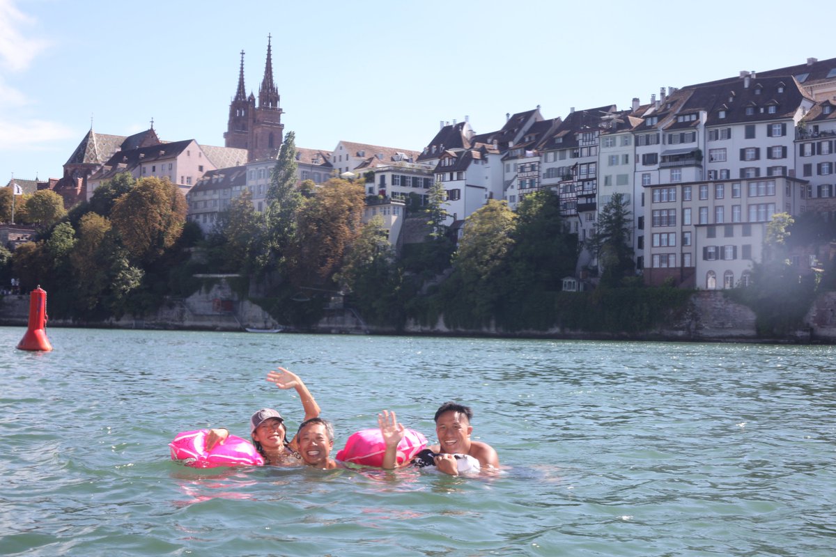 baseltourism's tweet photo. The Fotopoint at the FLOSS Festival in Basel is back (8 to 26 August)!📸 When the Rhine River becomes your photobooth: Swimming and waving for the perfect snapshot.🏊♀️👋 More: https://t.co/wEJ3xM0IhB #thisisbasel #energybasel @energy_ch @fotomarlinbasel @oriswatches https://t.co/mBNuImbe4k