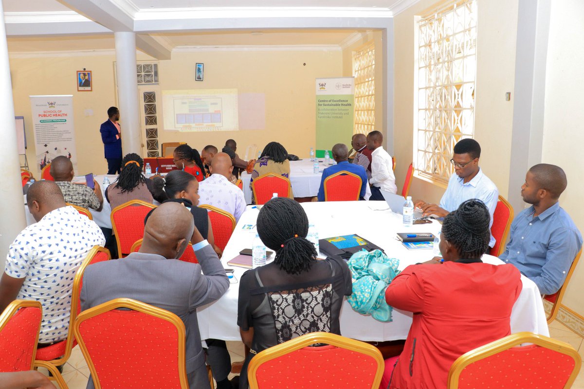 sdgs_ug's tweet image. Together with the @CeshCentre from the @MakSPH, we spread the good news of #SustainableDevelopment in Mayuge District, sowed the seed of Voluntary Local Reviews #VLRs and paved the way for Social Inclusion, Environmental Sustainability and Economic Growth. #LeaveNoOneBehind