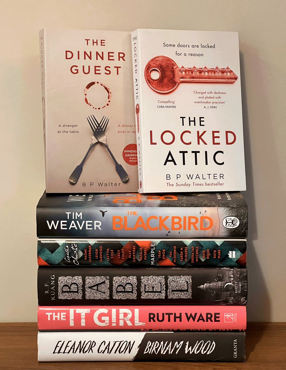 It’s #giveaway time! 🎉📚 I’m offering up a stack of FIVE hardbacks I’ve read and loved AND signed copies of #TheDinnerGuest & #TheLockedAttic. Simply like & RT and I’ll pick a winner at random at midnight next Wednesday. (9 August) (UK only)