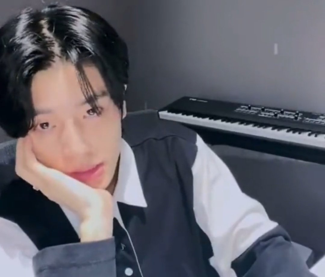 jaeyundoII's tweet photo. you were wonderful, sure thing 🤍 https://t.co/9I3L7y0Wzy
