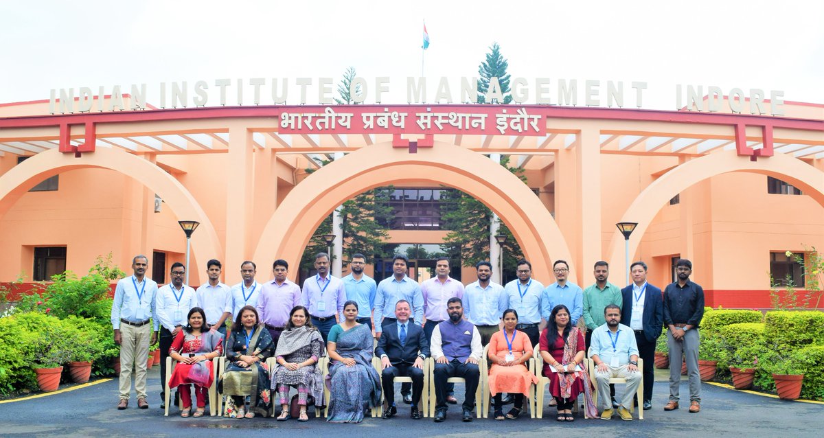 IIM_I's tweet photo. 25 municipal commissioners &amp; sr. officers
22 experts
14 states
4 days!
From Knowledge to Action: #ANVESHAN's 1st Batch Leaves a Lasting Green Impact!
Prof. @askhimanshurai congratulated &amp; encouraged the batch to adopt #sustainable waste management practices for a cleaner India. https://t.co/ADVDF62wu4
