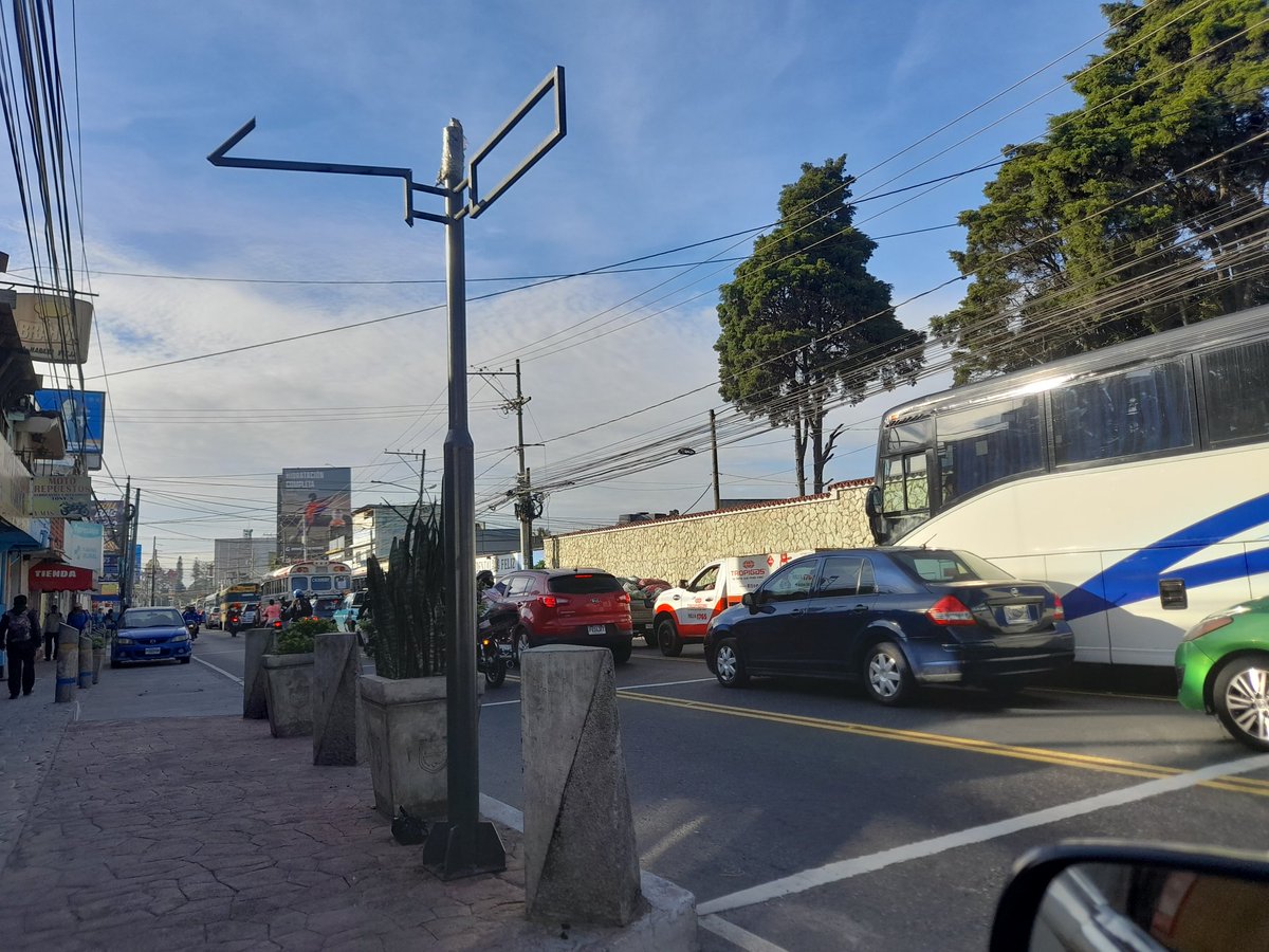EJCG19's tweet photo. Hay que quemar a ese HP del gramajo #villaNueva #TraficoGt https://t.co/PK6poPhdU5