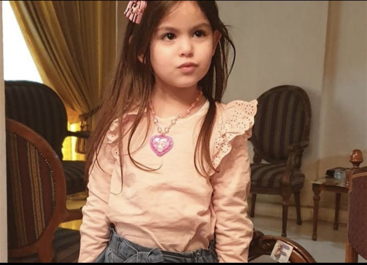 chreimghada's tweet photo. الى متى سيبقى الكبار والصغار ضحايا رصاص الابتهاج الطائش؟الى هذه الدرجة صعب علينا ان نعاقب بحزم ولمرة مطلقي النار ليكونوا عبرة لمن اعتبر؟الهذه الدرجة نحن  متقاعسون وذليلون امام زمرة زعران يستقوون بسلاح متفلت دون حسيب او رقيب ؟#نايا_حنا حياتها بخطر نتيجة ابتهاج احدهم بنجاح ابنه https://t.co/7ltTzUH6sk