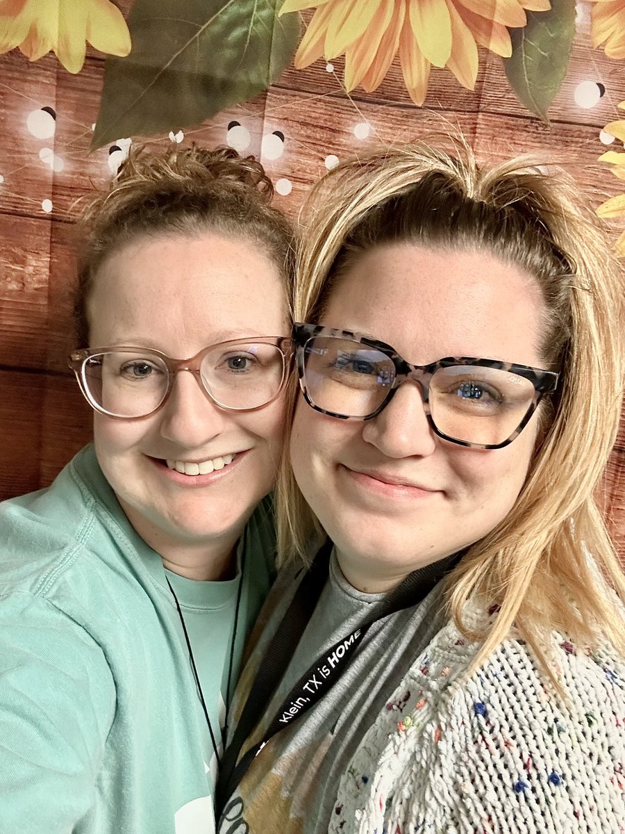 This fantaSKI 5th grade team is ready for an AMAZING year with our <a href="/KuehnleKISD/">Kuehnle Elementary</a> 🐨s! #PlantingSeedsGrowingLeaders #KleinFamily <a href="/KuehnleMrsh/">MrsH_kuehnle</a> <a href="/jesstalley_kisd/">Jessica Talley, M.Ed</a> <a href="/kellerskoalas/">Ms. Keller</a> <a href="/KCartwright484/">Kacey Cartwright</a> <a href="/KleinISD/">Klein ISD</a>