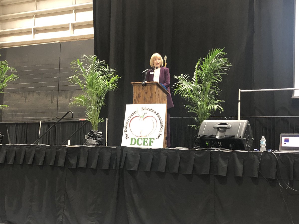 “Go out there, love what you’re doing, and love it in front of your neighbors” <a href="/duda_beth/">Beth Duda</a> inspiring the educators of <a href="/DeSotoCountyFL/">DeSoto County FL</a> for the upcoming school year 📚✏️ #DesotoEducators #TogetherWeCan <a href="/ThePattersonFdn/">The Patterson Foundation</a>