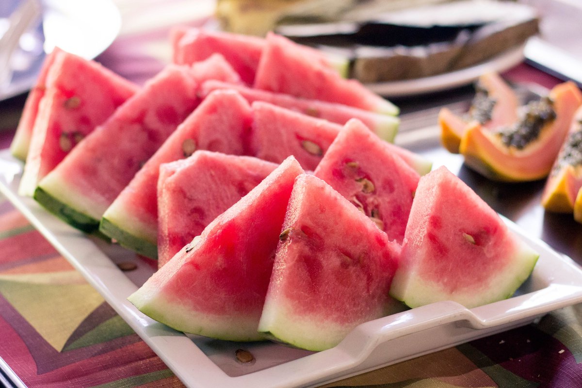 FIT_Partnership's tweet photo. Happy  #NationalWatemelon Day 
Watermelon is over 90% water but also contains essential minerals like potassium and magnesium which help keep you hydrated!!
Perfect for summer

Ihttps://www.thefitpartnership.co.uk/happy-national-watermelon-day

#welless #healthy #hydrateyourlife https://t.co/LxoHtdmEiC