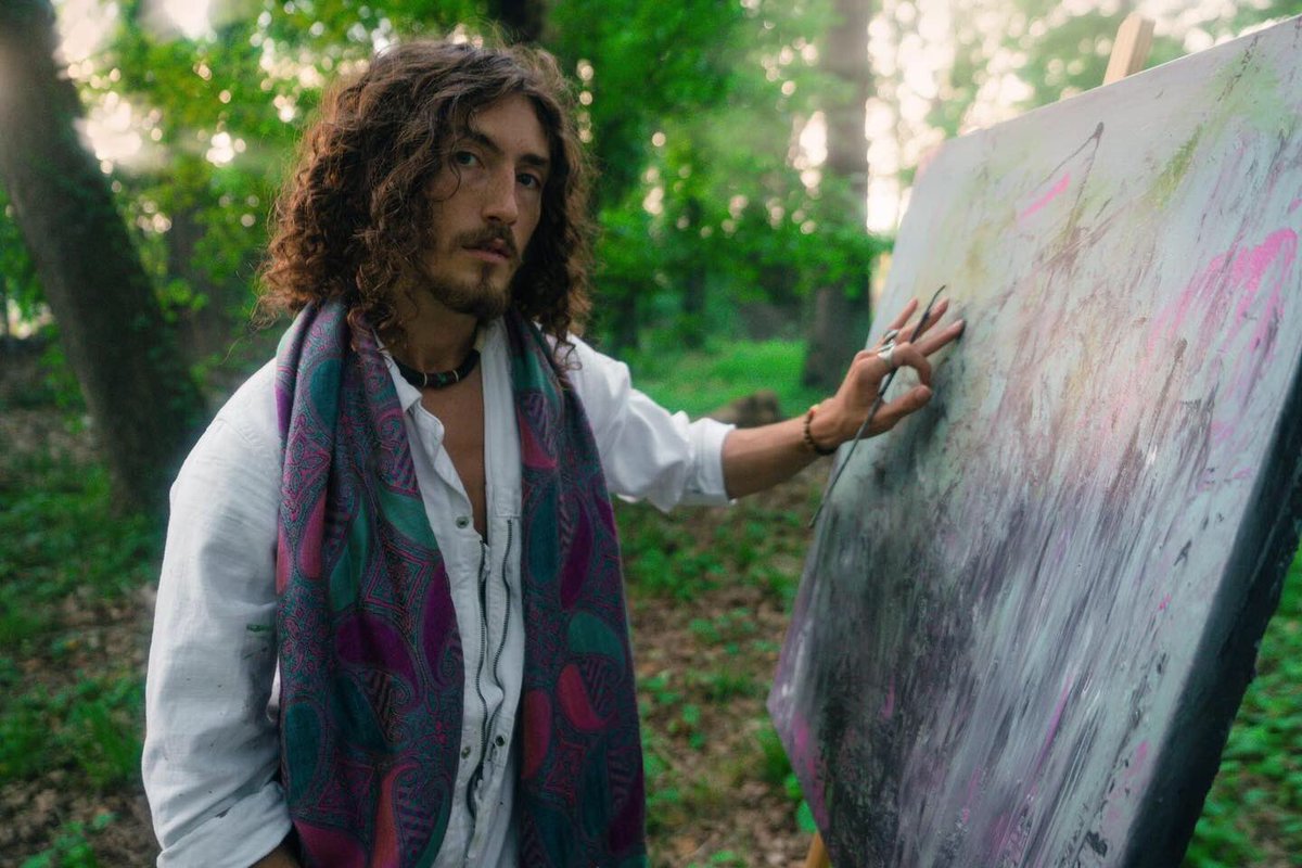 VisitDecaturAL's tweet image. Carnegie Visual Arts Center Friday August 4th from 6:00-7:30pm
Artist Reception for Bryson Thurston, "Imagninarium Magnificent."

Light appetizers and a cash bar will be available.
Member's admission to the reception is free and includes a drink ticket. Guest admission is $5.