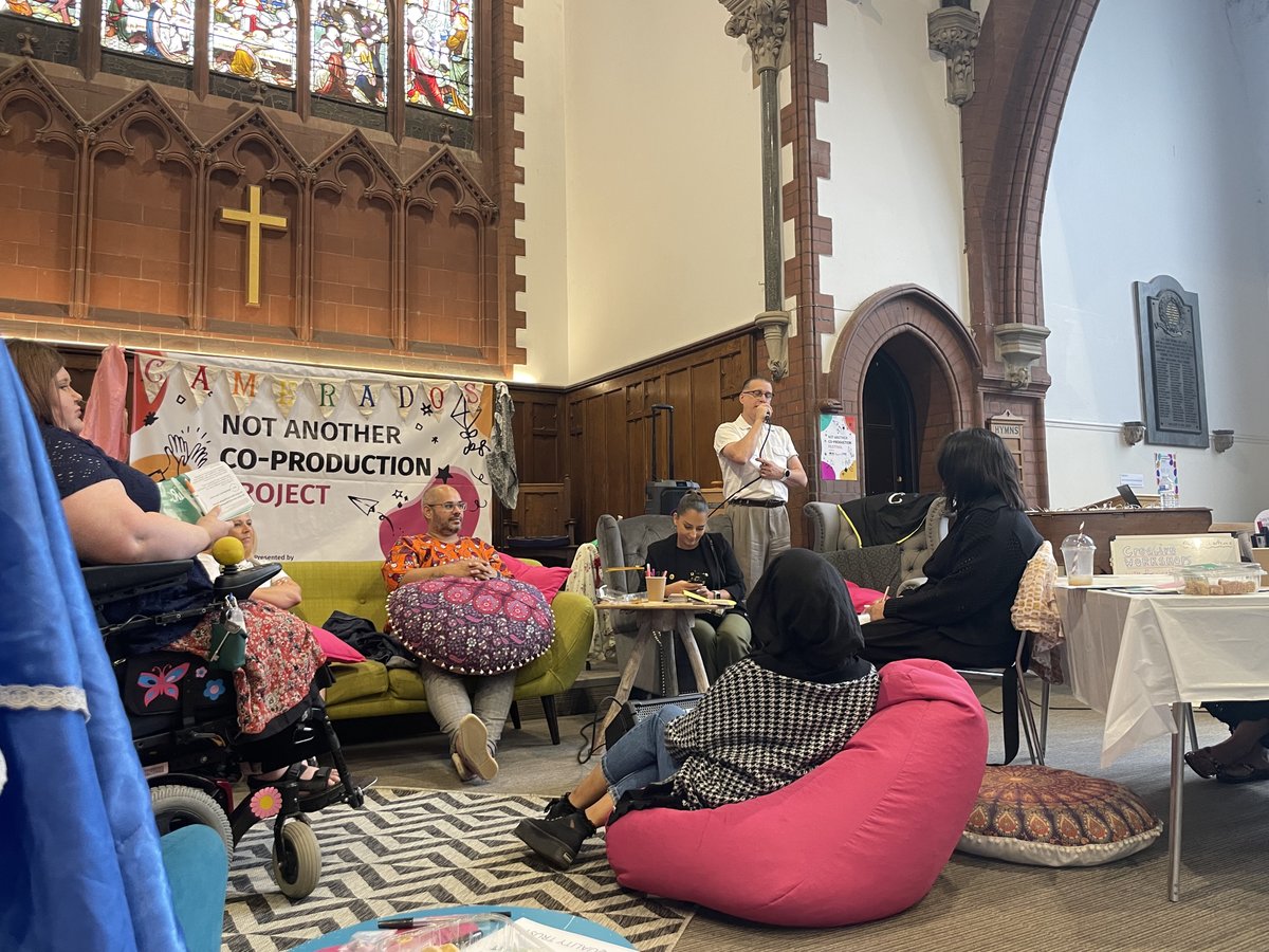 peoplesvoice's tweet image. Wow... what a day! 

Great to work with @IdeasAllicance_ @equalitytrust  @Camerados_org &amp;amp; @curatorsochange to deliver a #CoPro event with a twist last month

Real chats about poverty, creative arts, singing, a co-pro chat show, lego &amp;amp; more 

Thanks to those who made it possible!