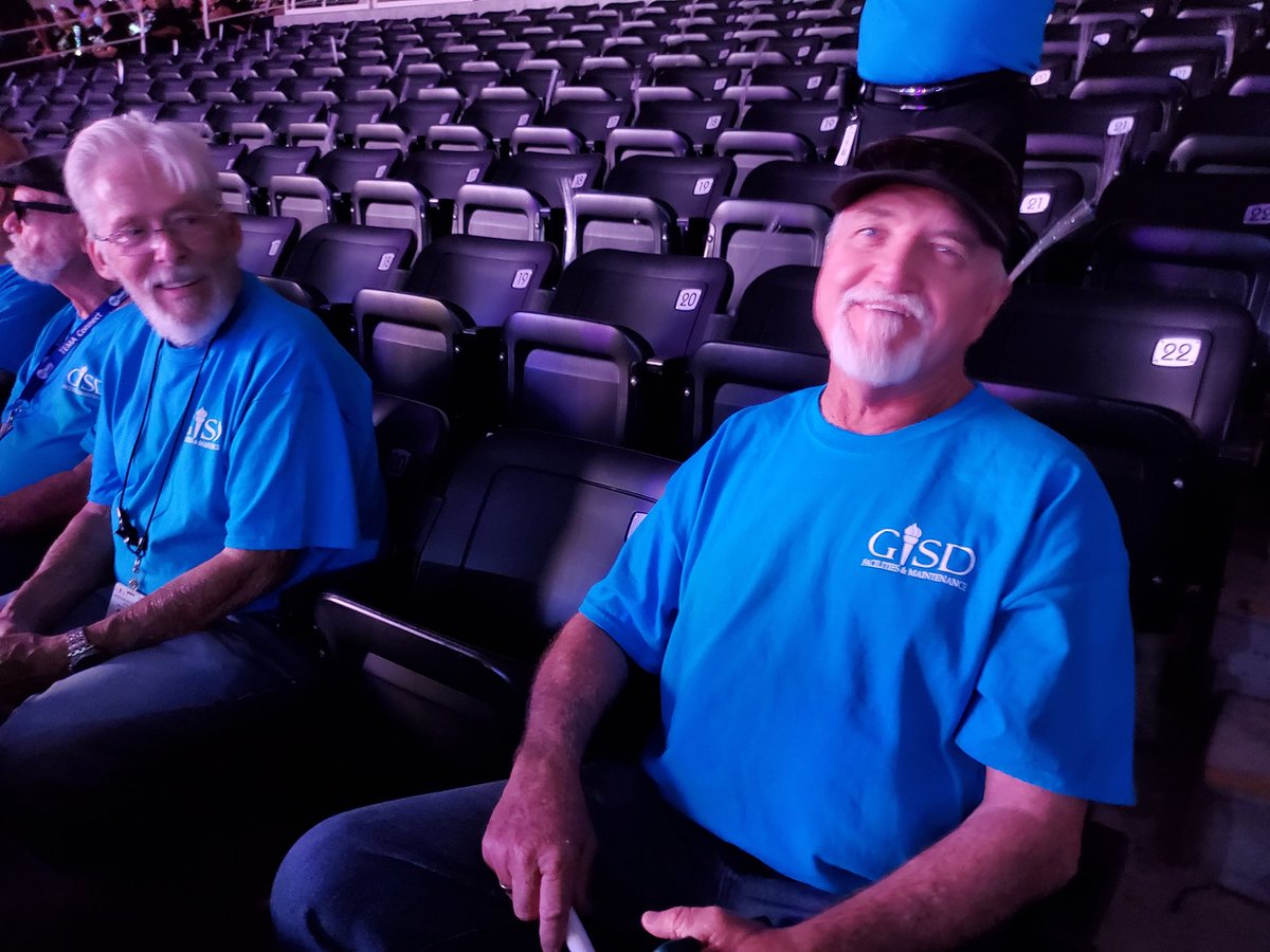 gisd_fac_maint's tweet photo. F&amp;M in the house for Convocation! https://t.co/8lMzN6n6i8