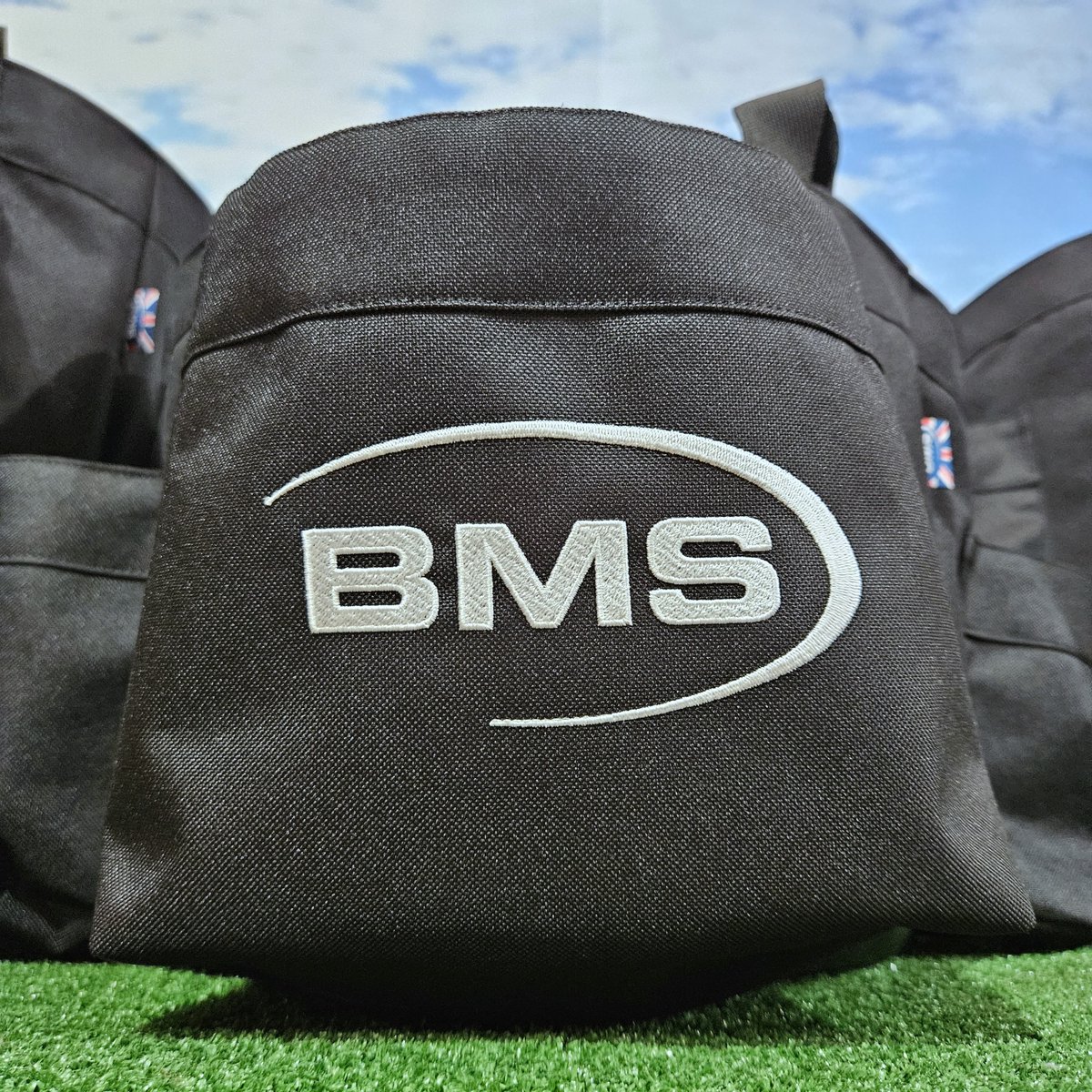 bmsproducts's tweet photo. Make your work seamless with our Greenkeepers Bucket Bags. Secure, organised, efficient. Stay tuned for more updates by following us @bmsproducts. #Greenkeeping #BucketBags #BMSProducts https://t.co/UFXiJNIgsC