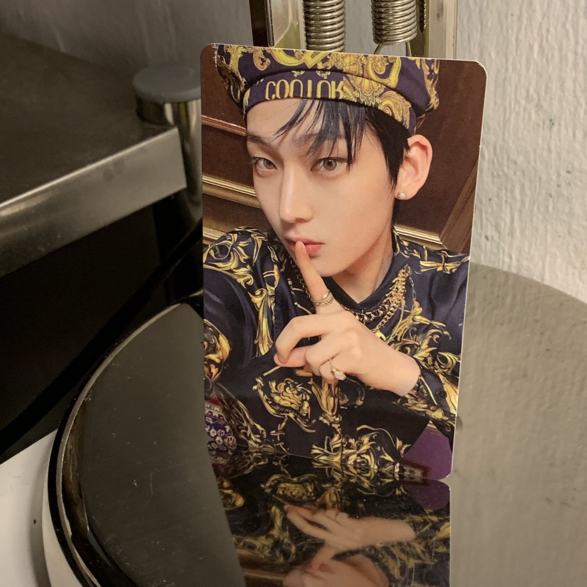 shadeof_bleu's tweet photo. [ 🐚 ] wts Ifb ph #bleu_sells 

      ✿‧₊˚ sunoo senkou- 519

onhand | mint
tingi
payo/ 3 days dop

💭 reply/ dm to claim 

 t. enhypen pc photocard dimension solo jacket soljack versace tahimik https://t.co/lx59MX9Yop