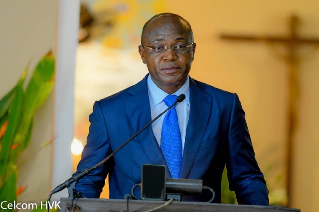 Debout_Kinshasa's tweet photo. @ngobilambaka Bâtisseur de la vision de @fatshi13  Cet homme est un gd visionnaire et une chance pr #Kinshasa qui se porte mieux qu'il y a 5 ans et bcq mieux qu'il y a 18 ans. N'en déplaise aux haineux tribalistes qui le combattent pr leurs petits intérêts égoïstes. Ti na tiii... https://t.co/4FZmYHCDi7