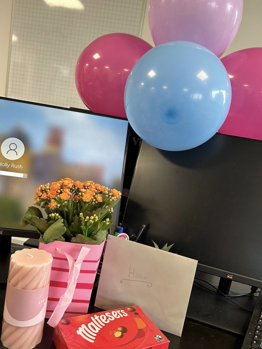 SNK Solicitors are so proud of Holly as she begins her Solicitor Apprenticeship this month 💜 All of the team here wish you lots of luck in the next chapter of your career 💗