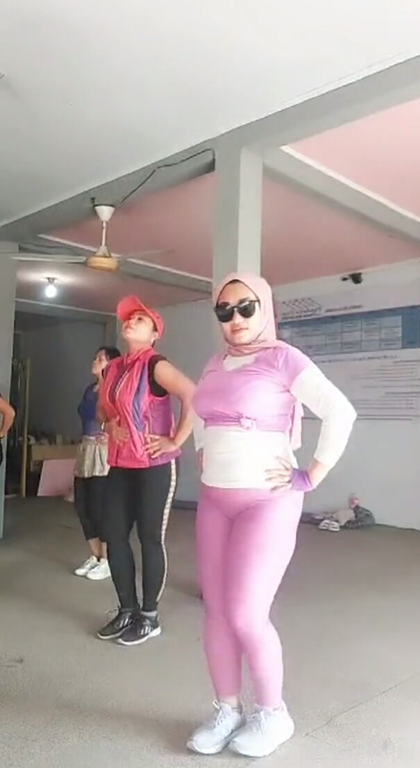WindaWi87852904's tweet photo. Supaya sehat dan gesit.... https://t.co/wi7BWTH21H