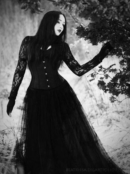 #SweetDarkness 🖤🌹