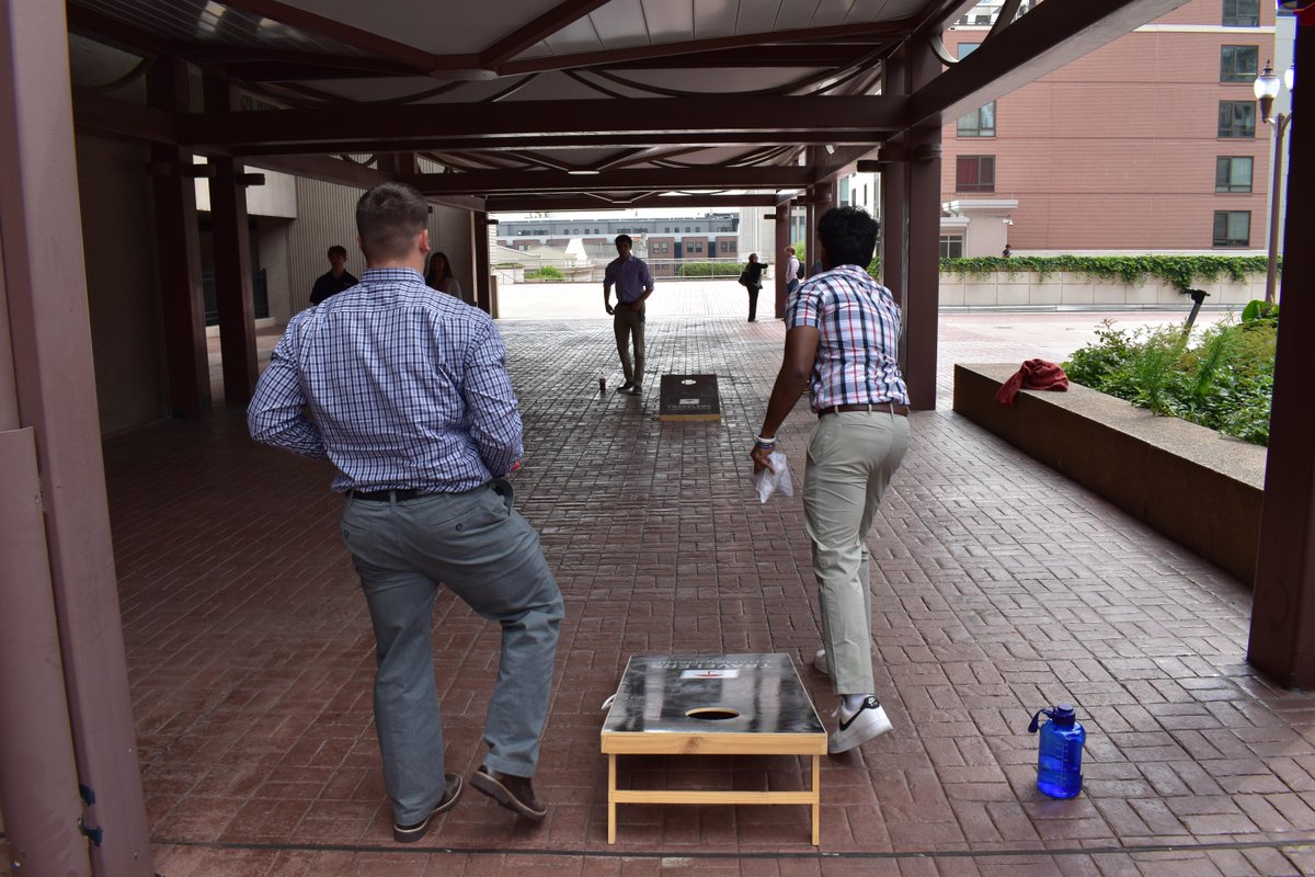 TRV_Careers's tweet photo. We celebrated our interns on #NationalInternDay with some hoops, ice cream, cornhole and minigolf! We can’t thank them enough for all their hard work this summer. So glad to have them with us here on #TeamTravelers. #TRVintern https://t.co/it45kwCfqc