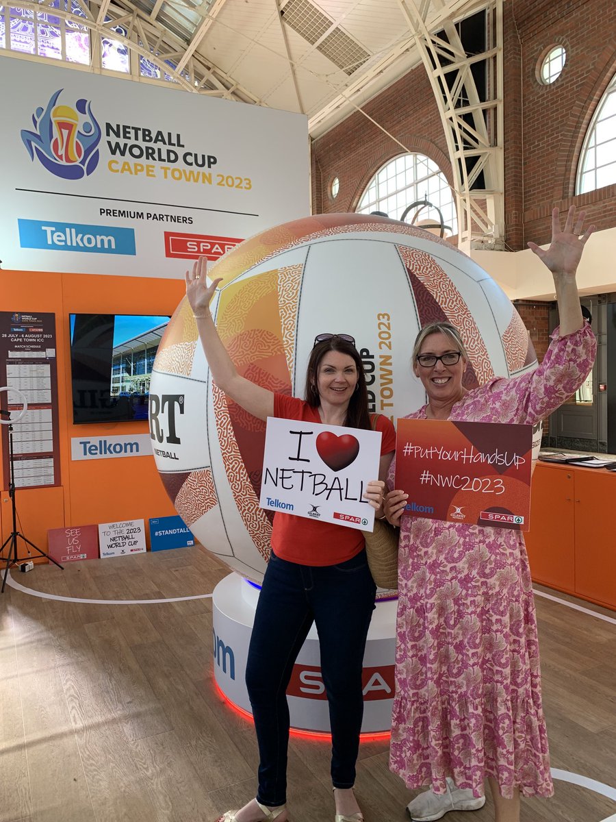 MarcusJohnScott's tweet image. Netball world cup@in Cape Town #putyourhandsup ⁦@Netball_SA⁩