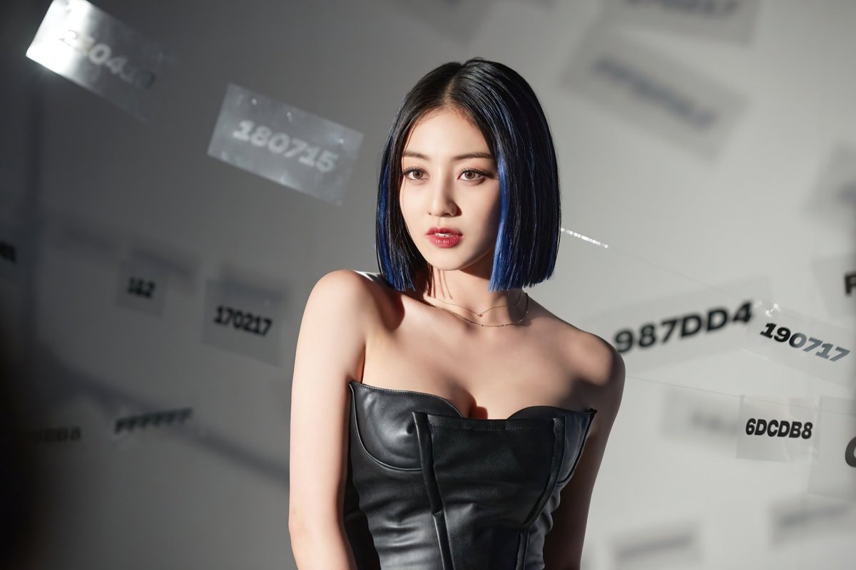 ChouTzuyu0814's tweet photo. DROP THE TAGS FOR JIHYO 🧡🧡

JIHYO SOLO SNIPPET
#KILLINMEGOOD_SNIPPET
#KILLINMEGOOD #ZONE
@JYPETWICE https://t.co/uFt8cPkA2L