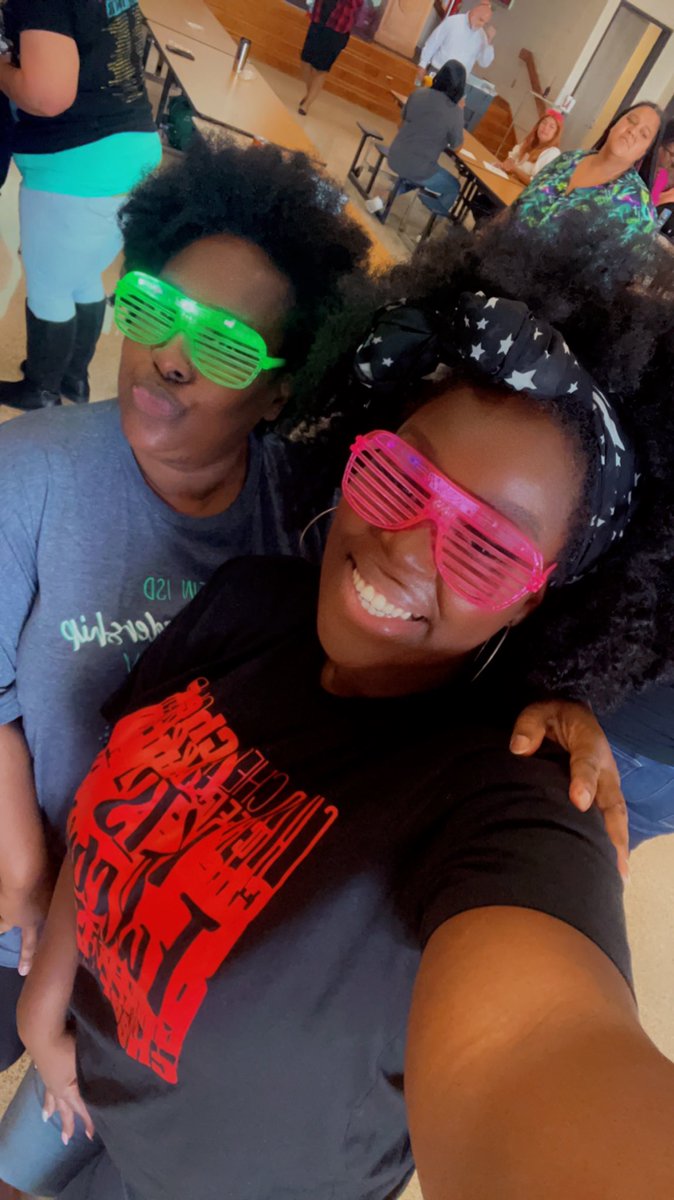 kay_tarver's tweet photo. Kicking off convocation with my #falconfamily!  @MsJamesKISD @milltrac0325  @KleinISD @KleinIntKISD  #40yearsinthemaking https://t.co/yhMSn8GTm4