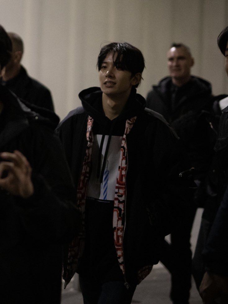 acenhypened's tweet photo. this genre of heeseung >>> https://t.co/QCECmblTFY