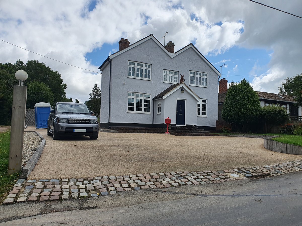 WhiteCornersDec's tweet image. Another very satisfied customer. #finished in #hastings #pettlevel #hastingseastsussex 
House re-decorating.
#contractor #fullyinsured #painting #residential #commercial #bexhill #bexhillonsea #Hastings #hastingseastsussex #hastingsoldtown