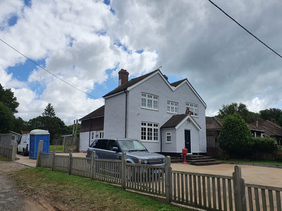 WhiteCornersDec's tweet image. Another very satisfied customer. #finished in #hastings #pettlevel #hastingseastsussex 
House re-decorating.
#contractor #fullyinsured #painting #residential #commercial #bexhill #bexhillonsea #Hastings #hastingseastsussex #hastingsoldtown