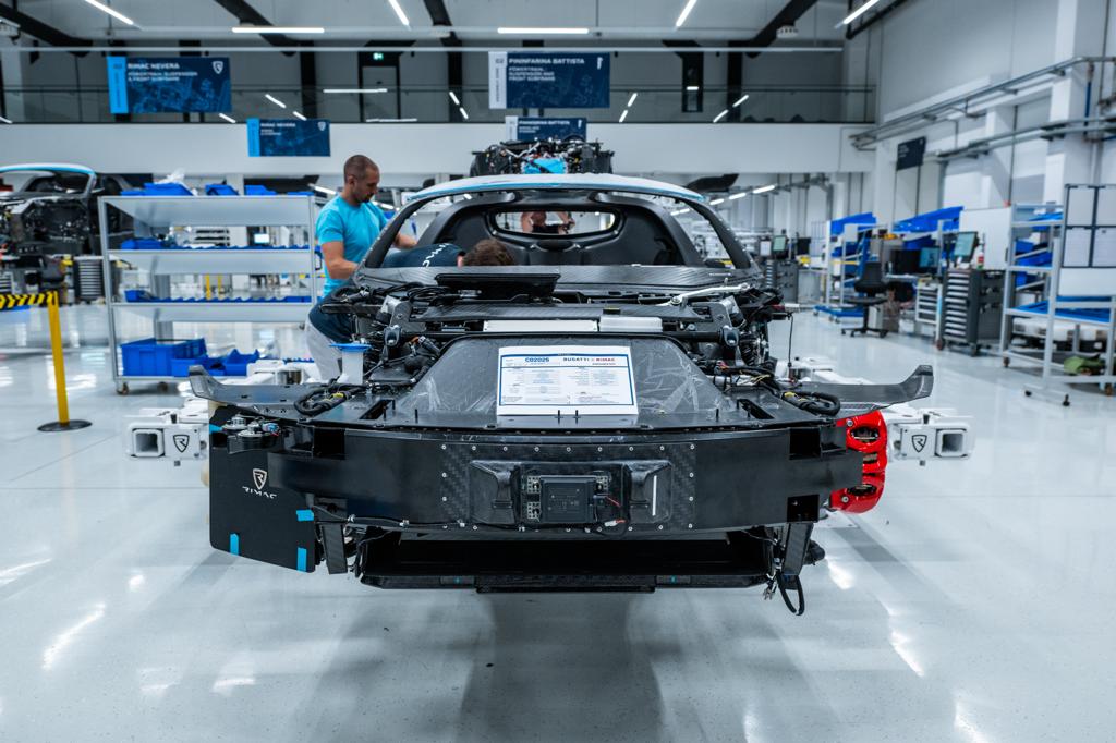 Andrew Tate tweet media