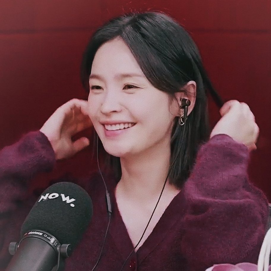 seasonsbee_'s tweet photo. Mido is so cool and her talent is so amazing. She gives her best for every project. She's so beautiful and shining. 🥰😘🩷

#41derfulMidoYears 
#CutiePieSuperstarMidoring
#미도링_오늘은_생일파이 https://t.co/P9Me6KZc2z