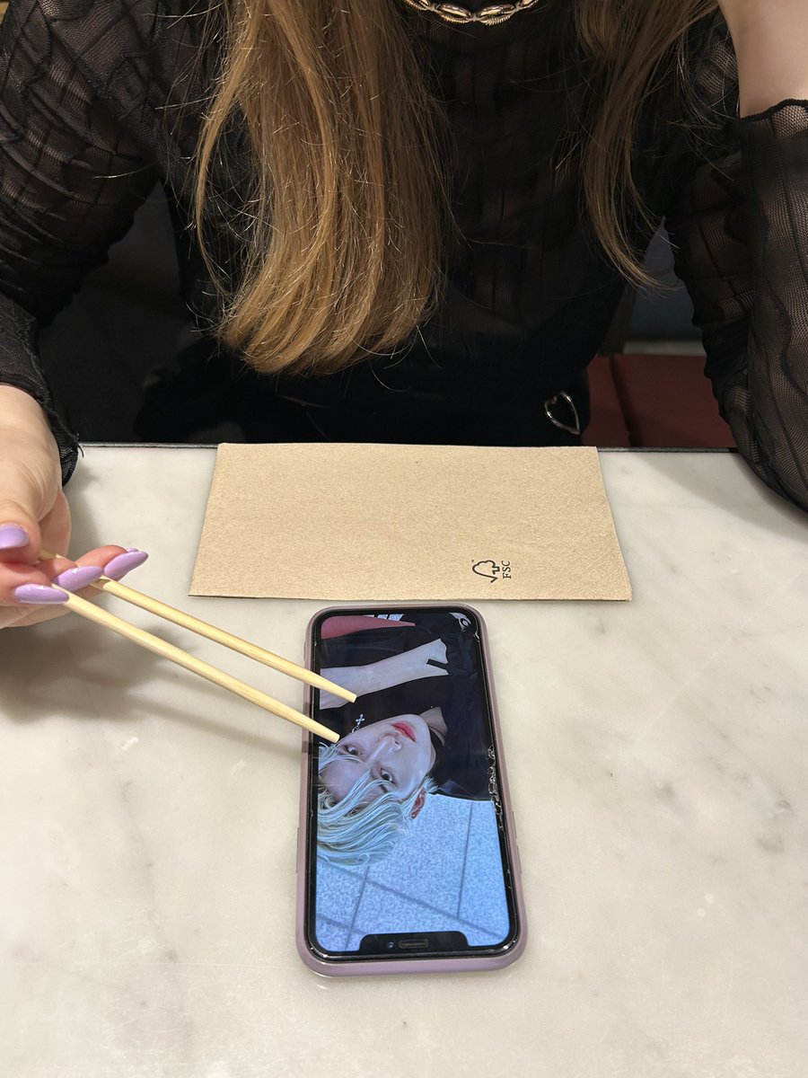 ricky_thinker's tweet photo. girl dinner 🥢 https://t.co/DRBgJMQFx2