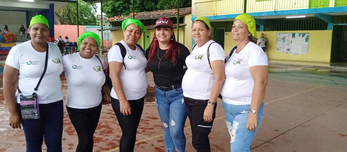 cnaecarabobo's tweet photo. Nos Crecemos 💪🏻🔟

Así estuvo el Encuentro Político de la CNAE con su FFB junto al Equipo Político Nacional y Estadal y el CDCE desde #Guacara 👩🏼‍🍳💜❤️🇻🇪

@_LaAvanzadora @pedrodiazg59 @NorelysABolivar @rafaellacava10

#YoIzoMiBandera https://t.co/eFva260rHA