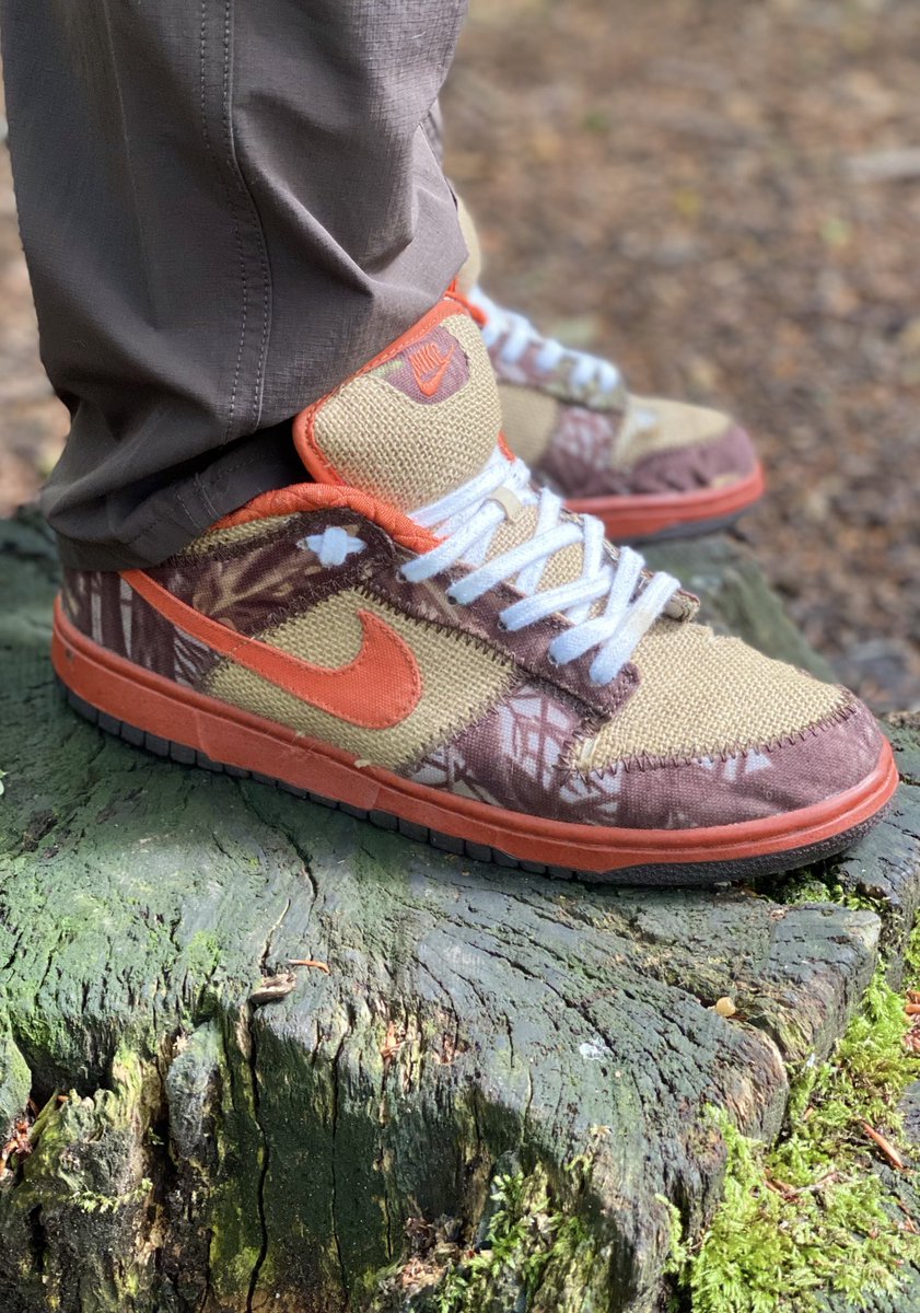 LacroixYvane's tweet photo. 🌳🦌🏹
📸 : @SosoAg27

#nike #nikesb #nikesbdunklow #nikesbdunk #nikesbornothing #sbcollector #nikesbdunks #nikesbtweed #tweed #sbtweed #nikeshoes #dunksblow #dunksbhigh #dunksb #dunksbsupreme #nikesbshoes #reeseforbes #nikesbdunklowreeseforbeshunter #reeseforbeshunter https://t.co/fuWHavJeLf