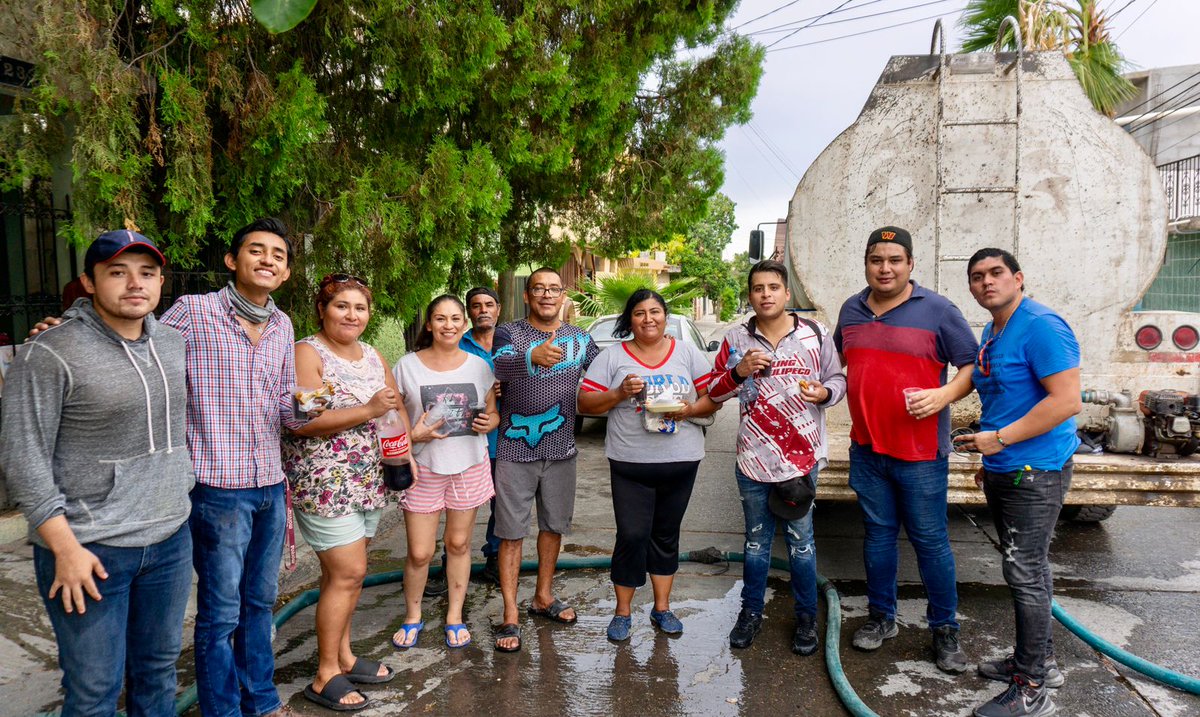 gattasdip's tweet photo. Amor con amor se paga, gracias por el recibimiento de nuestras Familias Victorenses. ❤️🙌🏻
#FeelingTamaulipeco #4T https://t.co/2LuJhMLWJJ