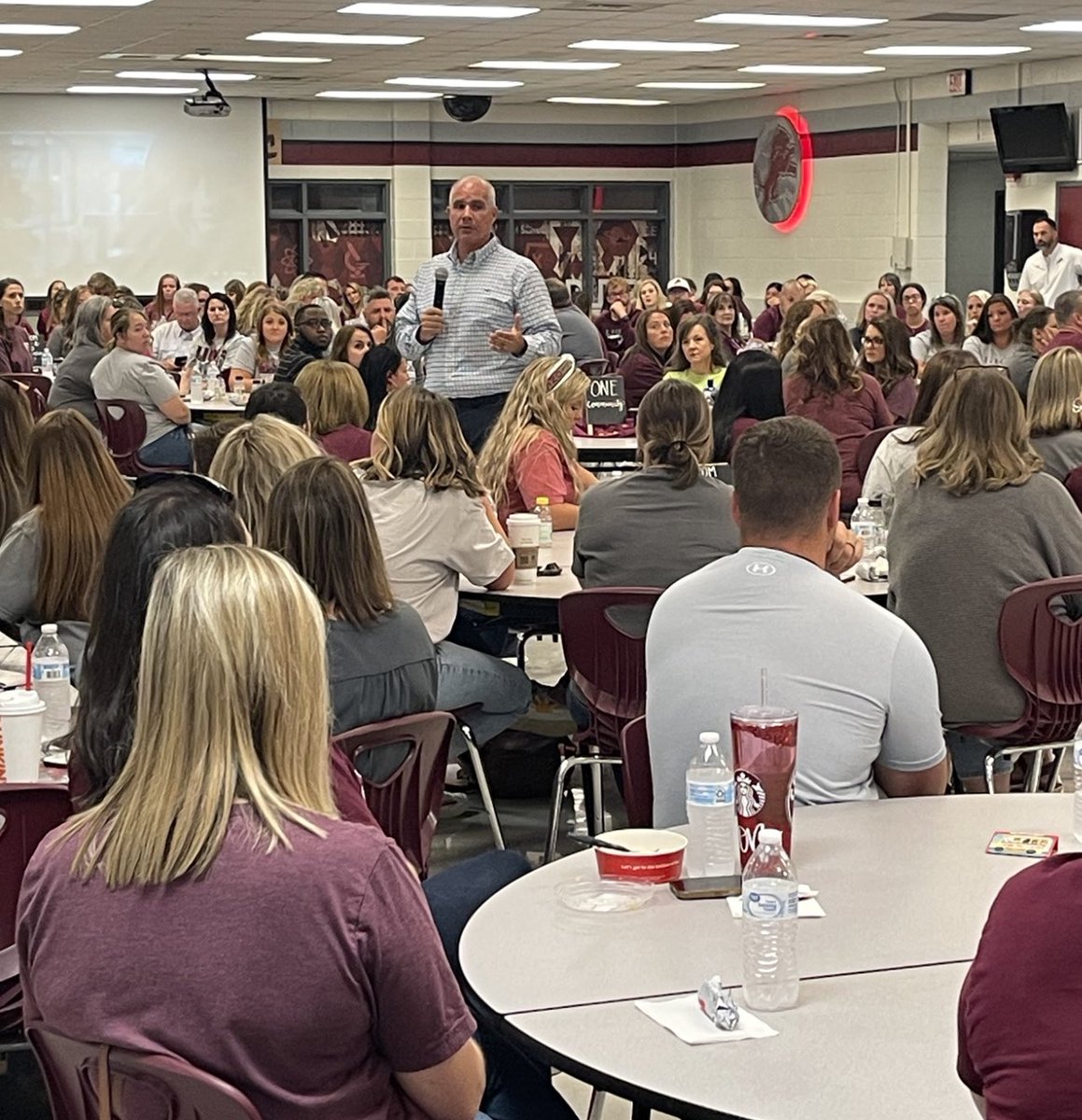 Central Basketball tweet media