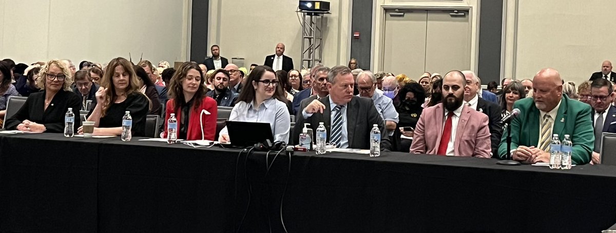 DamianPetti's tweet photo. An epic report on a historic organizing victory for the  @iatse. 5000 commercial production workers won a certification to be represented by the IA #standwithproduction #growthequalsstrength https://t.co/zKDc2MfBvJ